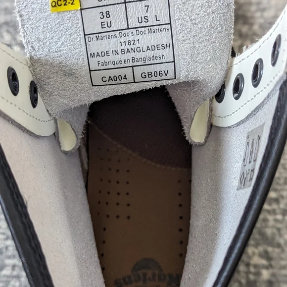 Dr. Martens White 1460s - Picture 5 of 6